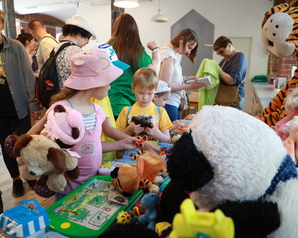 Москвичи принесли на «Зелёную субботу» более 1000 книг, игрушек и настолок 
