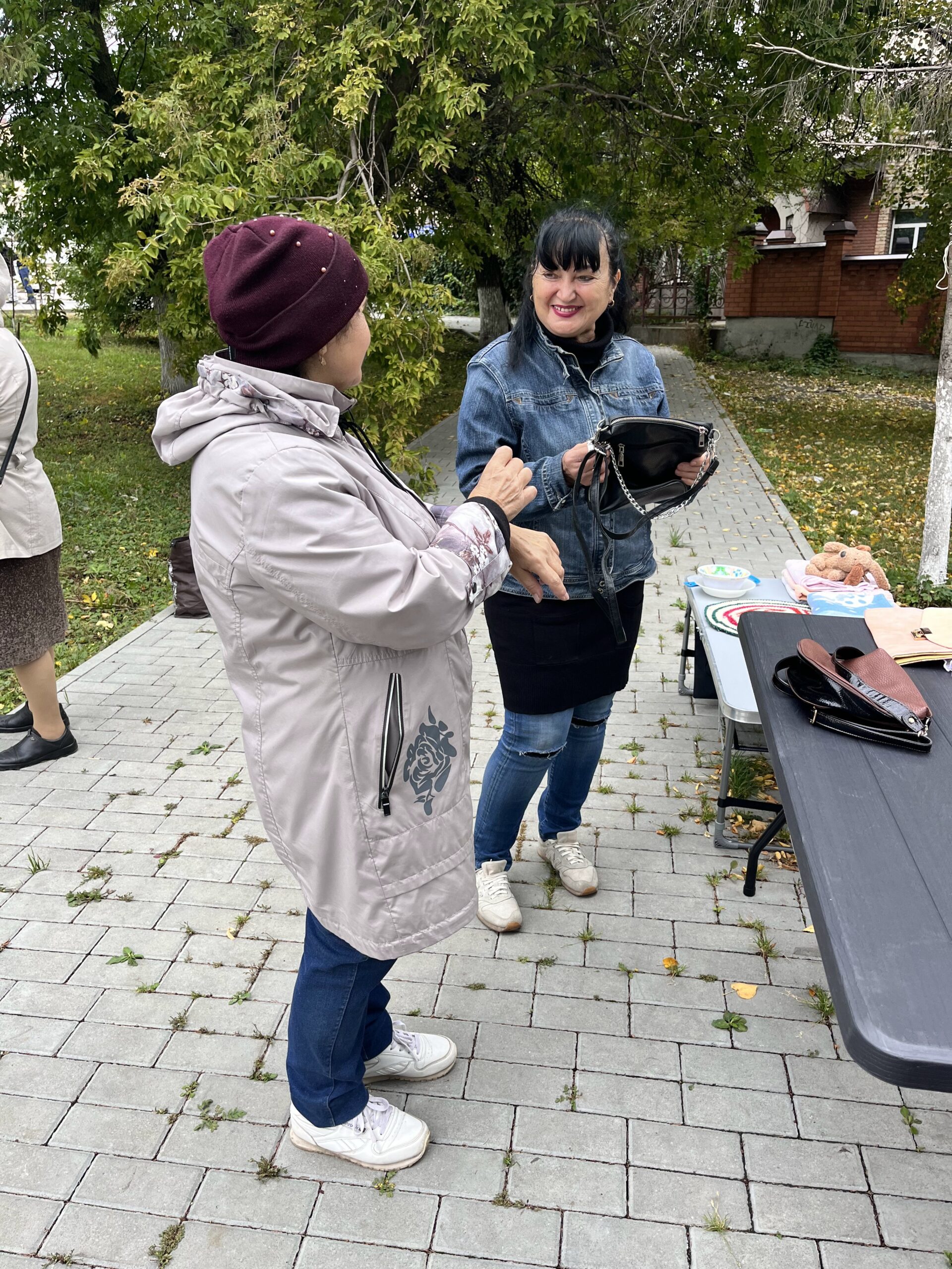 На «Зелёной субботе» жители Пензы передали подстилки, игрушки и миски безнадзорным животным в приюты