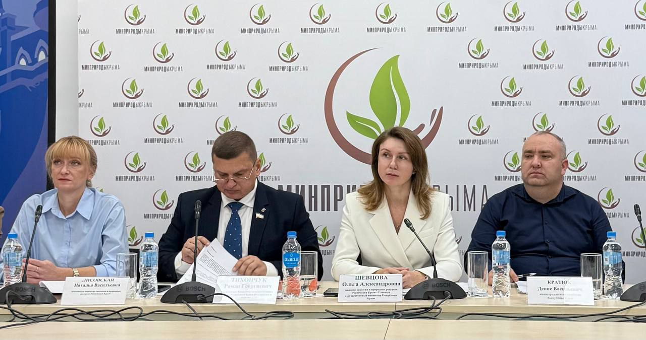 Усилить профилактику лесных пожаров и загрязнения Чёрного моря призвал призвал по итогам заседания коллегии Минприроды Крыма лидер крымских «ЗЕЛЁНЫХ» Сергей Агеев