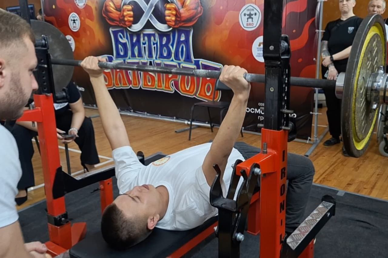 В Республике Башкортостан успешно прошел Национальный кубок по силовым видам спорта “Битва Батыров”, собравший сотни участников и ознаменовавшийся значительными спортивными достижениями ветеранов специальной военной операции