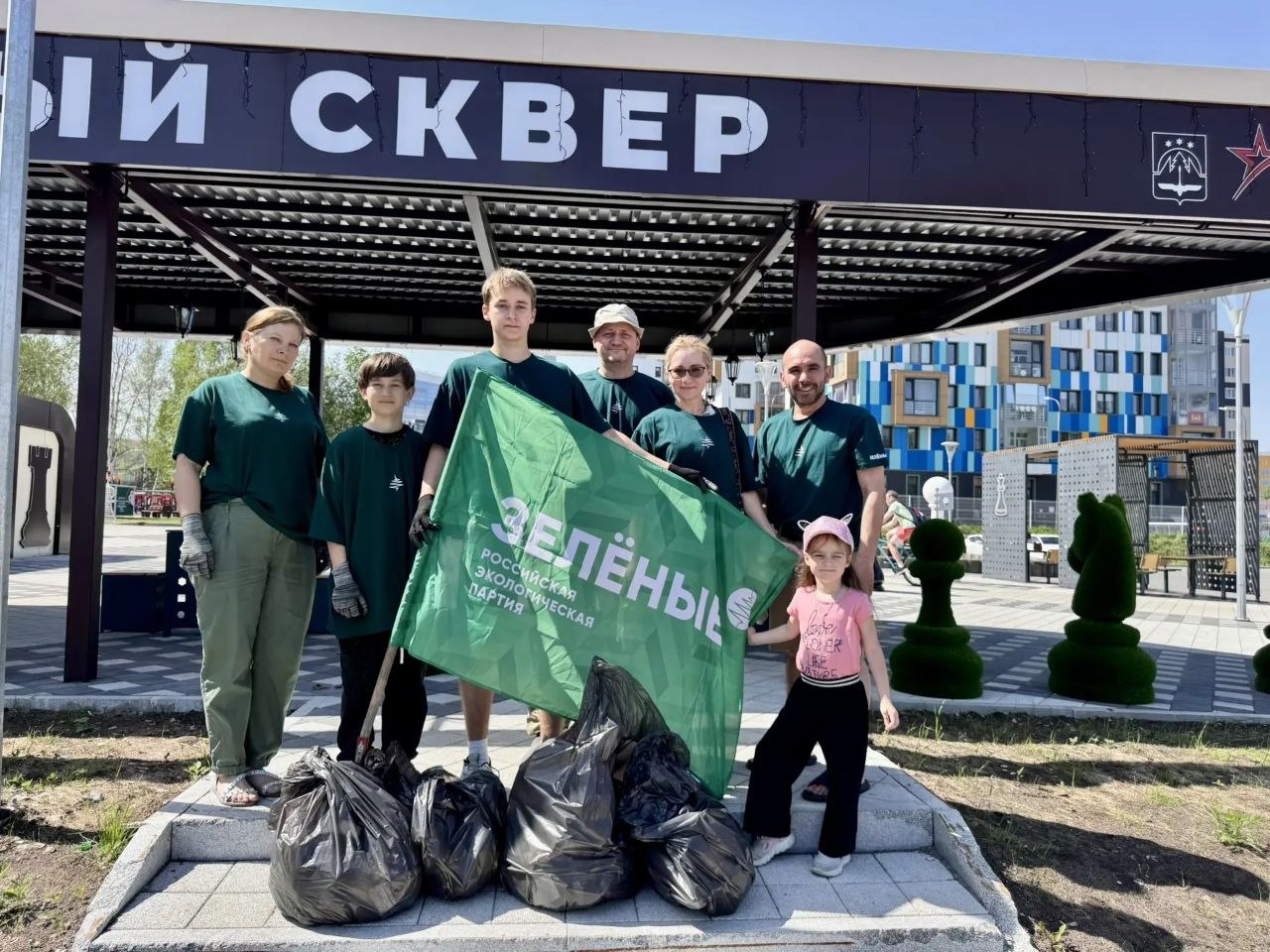 Установить урны в центре Ханты-Мансийска потребовали «ЗЕЛЁНЫЕ» ХМАО